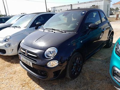 Fiat 500 2021. 112,700 Km
Color: preto.