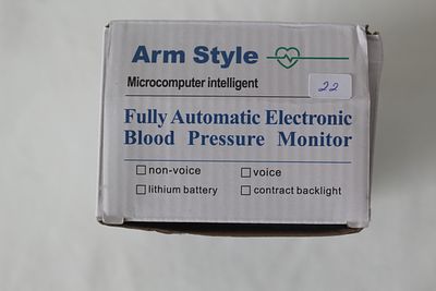 Tensi&oacute;metro de bra&ccedil;o el&eacute;trico digital dete&ccedil;&atilde;o de arritmia mem&oacute;rias.