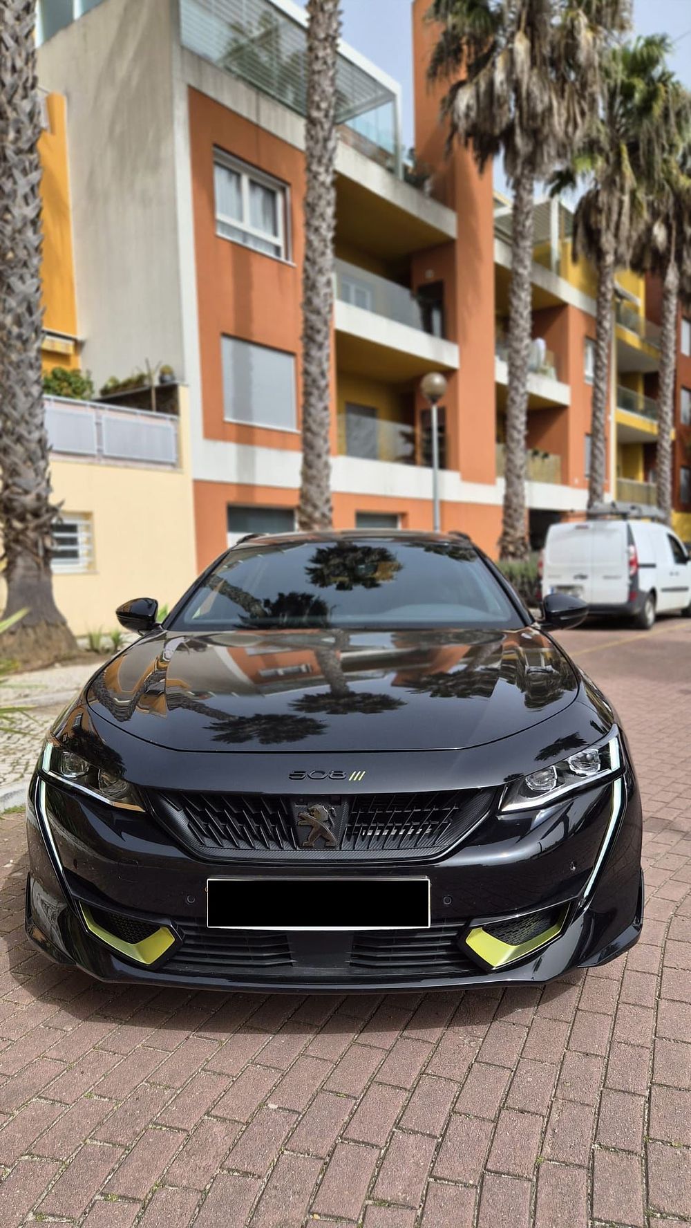 Peugeot 508 II SW 2022. 50 000 Km. Mudan&ccedil;as: Autom&aacute;tico
Cor: preto, Tipo de motor: h&iacute;brido 