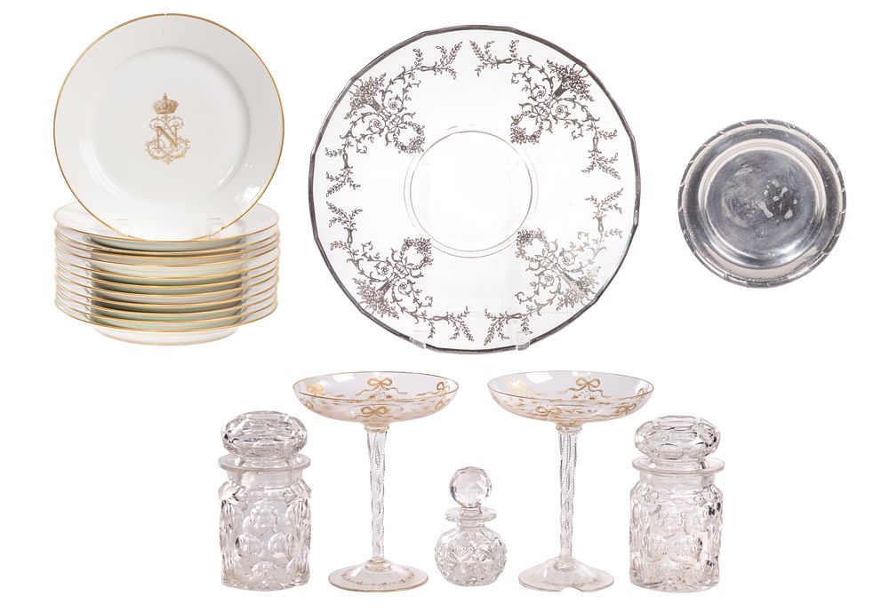 Lot 231: Sevres Napoleon III Gilt Porcelain Plates