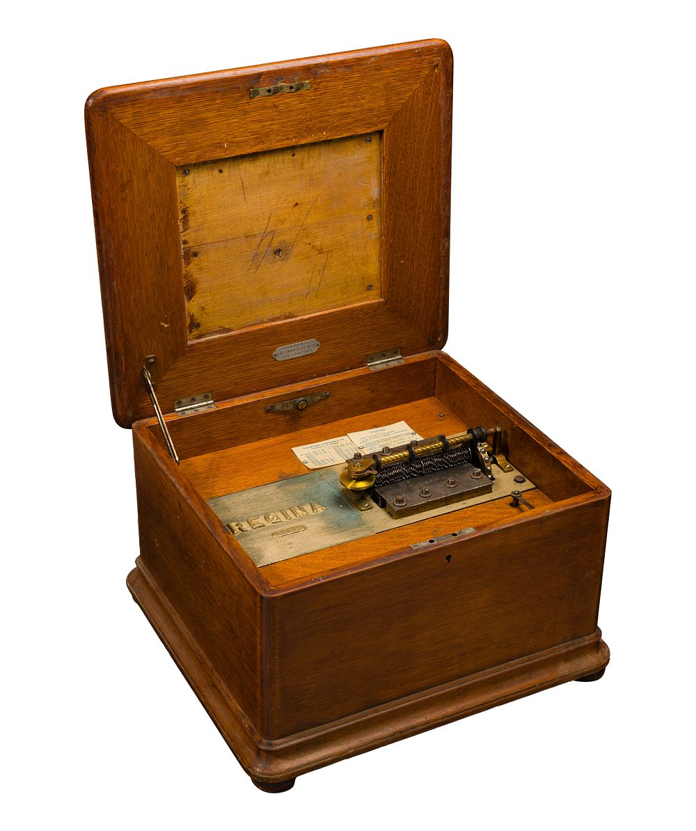 Lot 255: Regina Music Box Company Disc Music Box