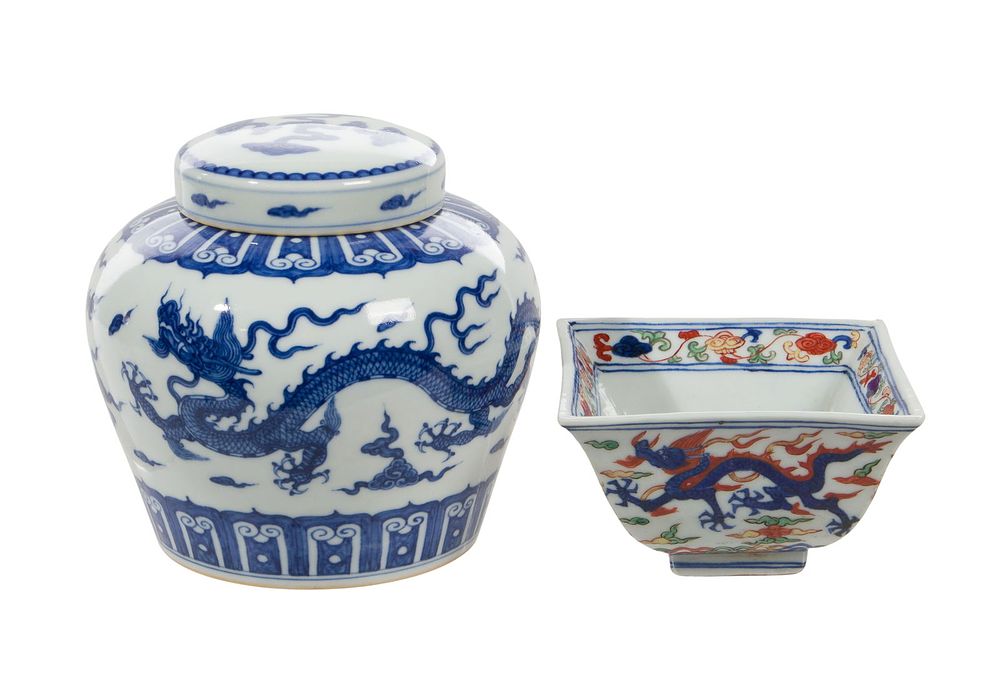 Lot 161: Chinese Porcelain