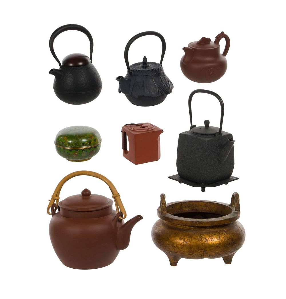 Lot 168: Asian Decorative Assortment
