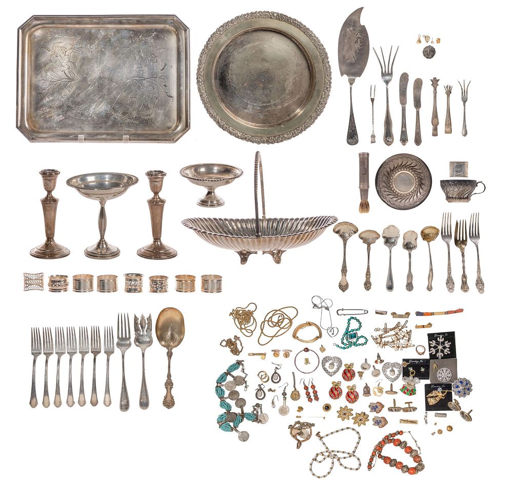 Lot 209: Sterling Silver and Silverplate Object Assortment