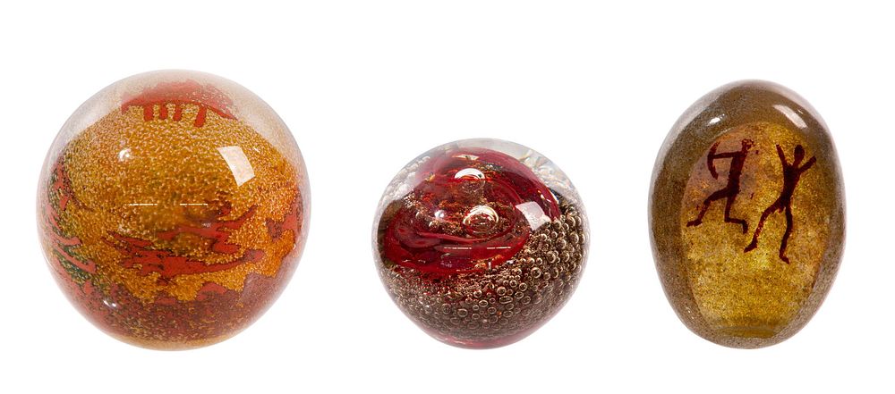 Lot 239: Art Glass Signed Paperweight Assortment
