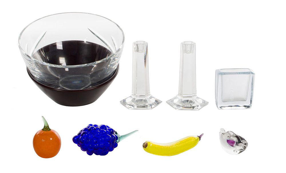 Lot 243: Crystal and Art Glass Assortment
