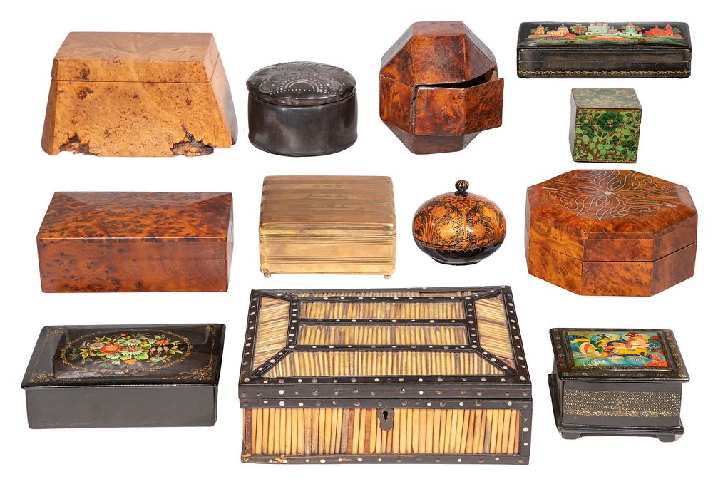 Lot 281: Decorative Box Assortment