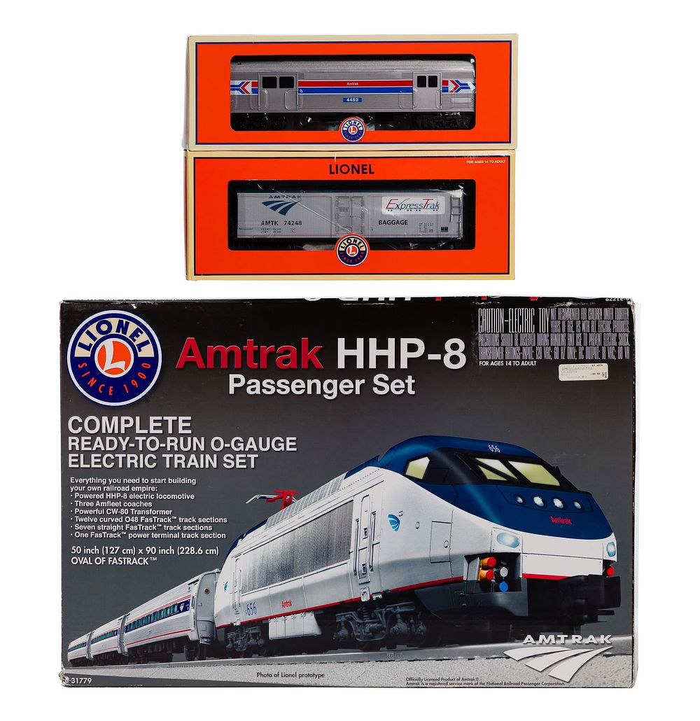 Lot 344: Lionel Model Train O Scale Amtrak Assortment