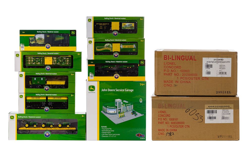 Lot 345: Lionel Model Train O Scale John Deere Assortment
