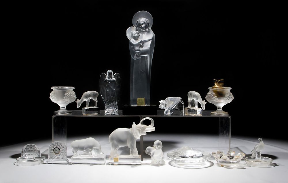 Lot 226: Lalique and Baccarat Crystal Assortment