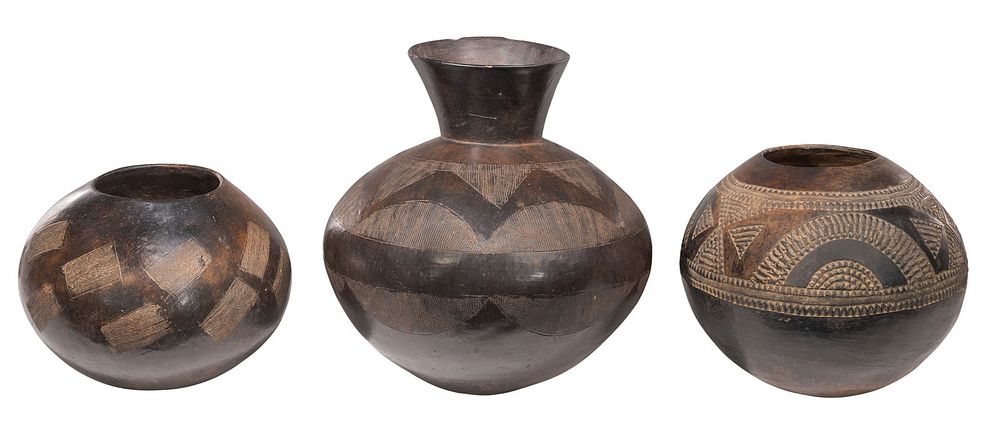 Lot 276: African Zulu Style Pottery Assortment