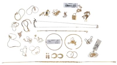 14k Yellow Gold Bracelet, Necklace and Earring Assortment (26) items including (13) chain style 