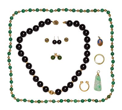 18k and 14k Gold Jewelry Assortment (8) items including (2) rings, (2) pendants (unmarked), a 