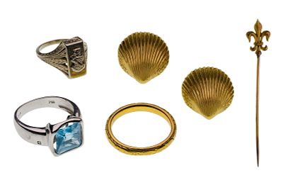 20k and 18k Gold Jewelry Assortment (5) items including a band style ring, a pair of earrings 