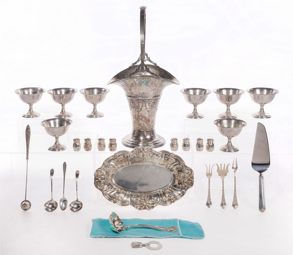 Lot 177: Sterling Silver Object Assortment
