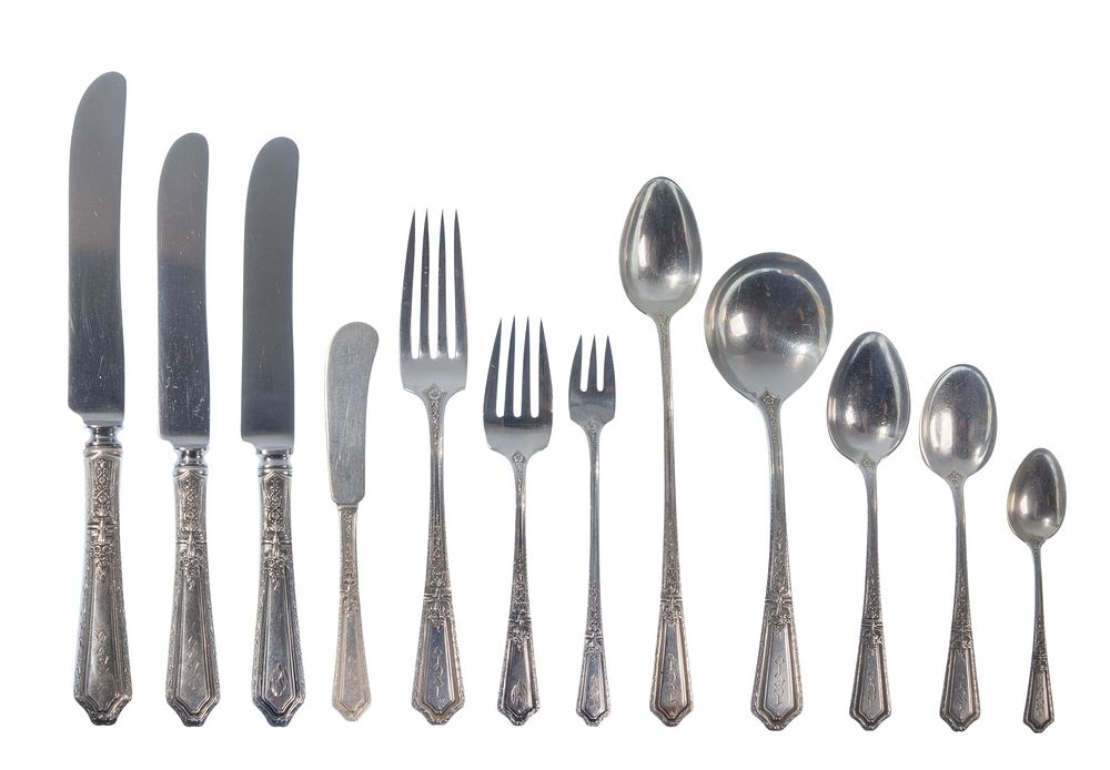 Lot 197: Towle D'Orleans Sterling Silver Flatware Service