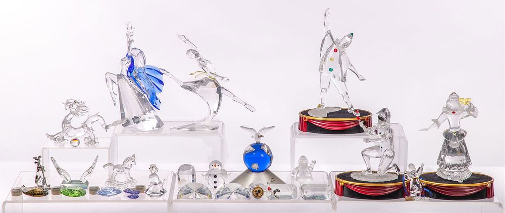 Lot 241: Swarovski Crystal Figurine Assortment