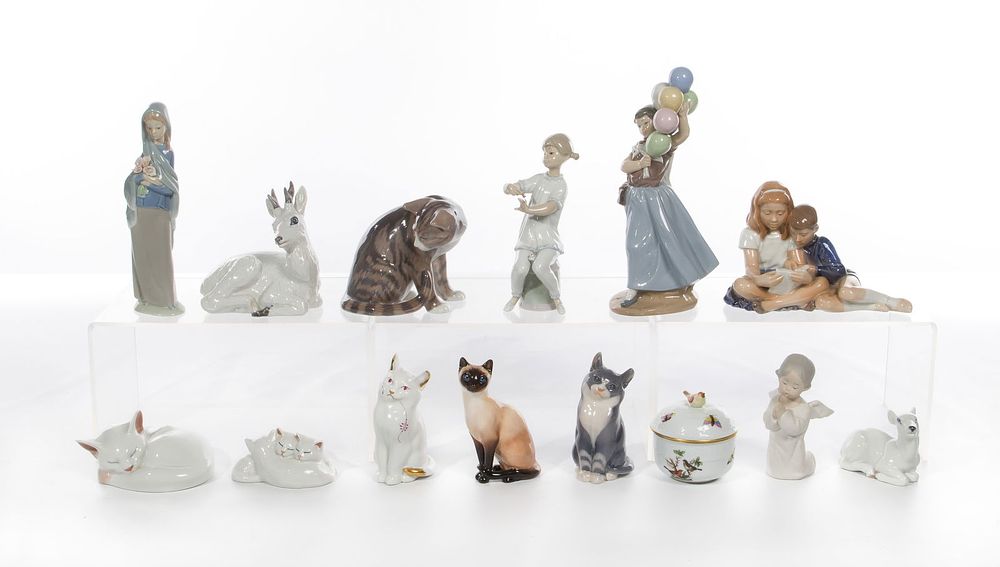 Lot 156: Porcelain Figurine Assortment