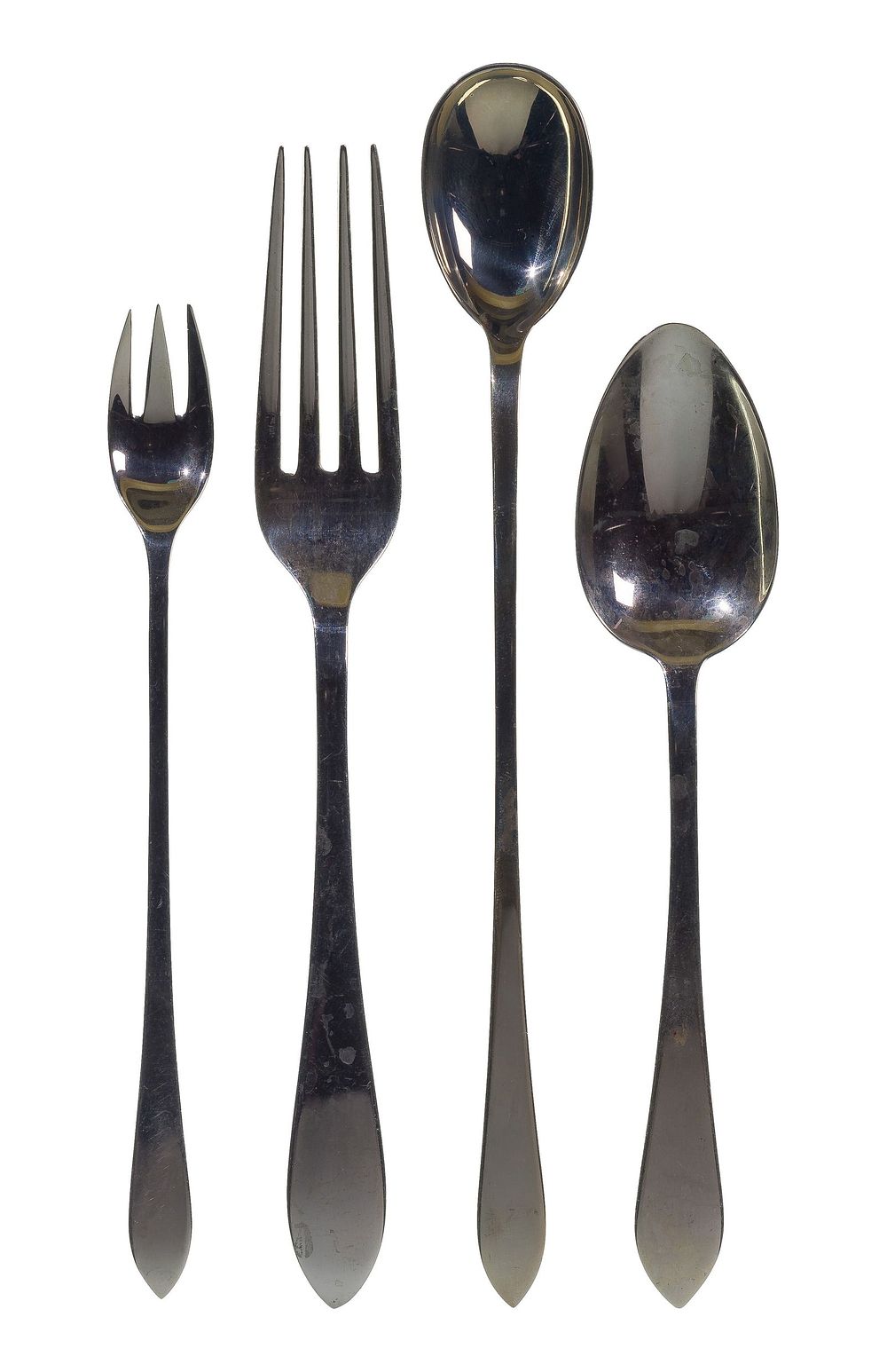 Lot 178: Tiffany & Co Faneuil Sterling Silver Flatware Assortment
