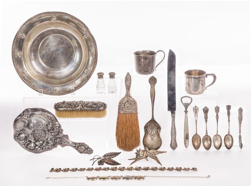 Lot 207: Sterling Silver Assortment