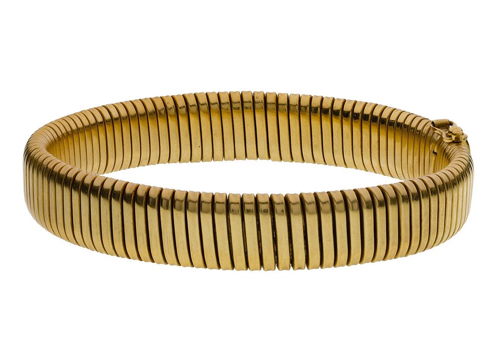 Lot 230: 18k Yellow Gold Stretch Bracelet