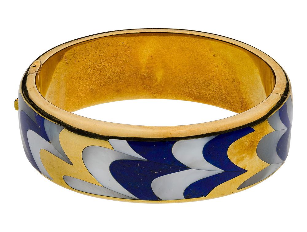 Lot 235: Angela Cummings for Tiffany & Co 18k Yellow Gold Hinged Bracelet