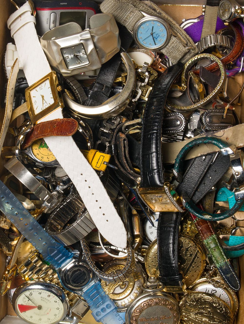 Lot 179: Wrist, Pocket and Pendant Watch Assortment