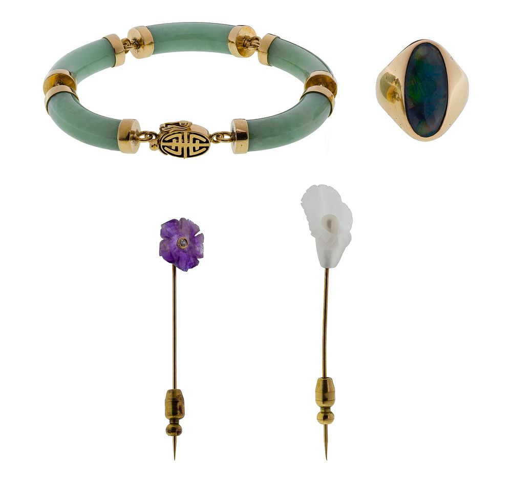 Lot 219: 18k and 14k Yellow Gold Jewelry Assortment