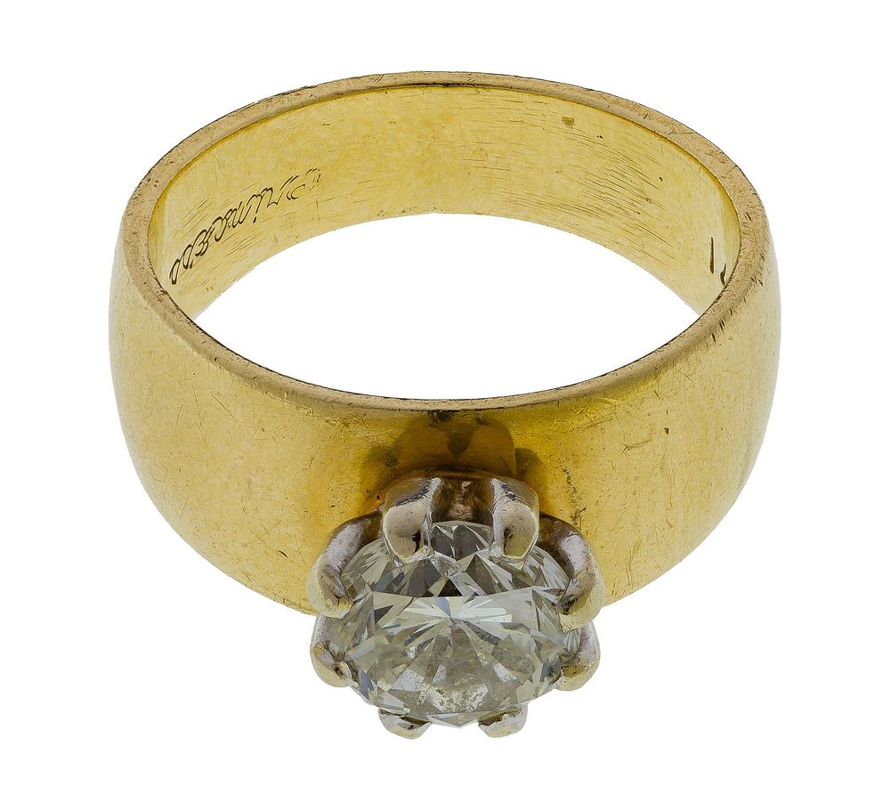 Lot 224: 14k Yellow Gold and Diamond Ring