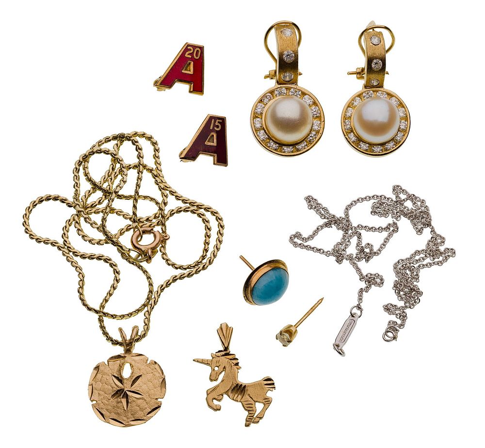 Lot 238: Mixed Gold Jewelry Assortment