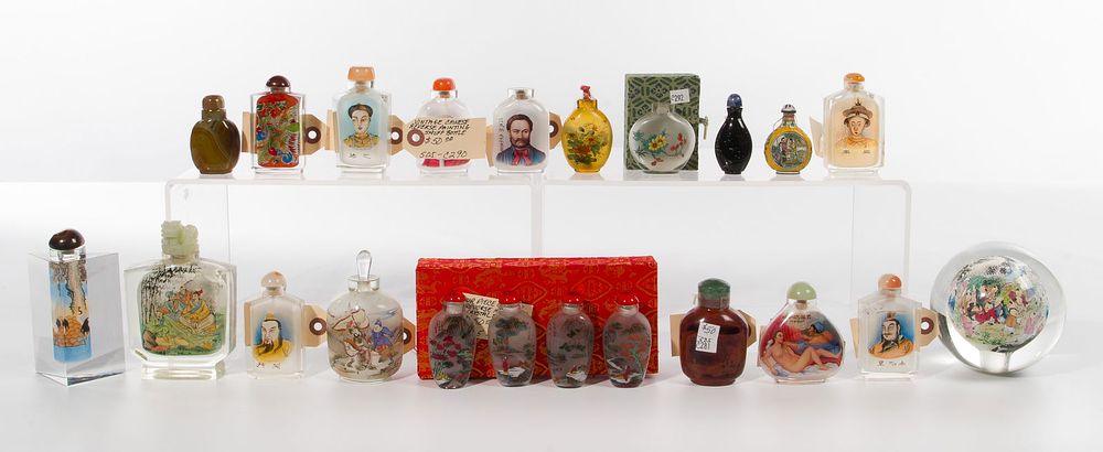 Lot 360: Asian Snuff Bottle Assortment
