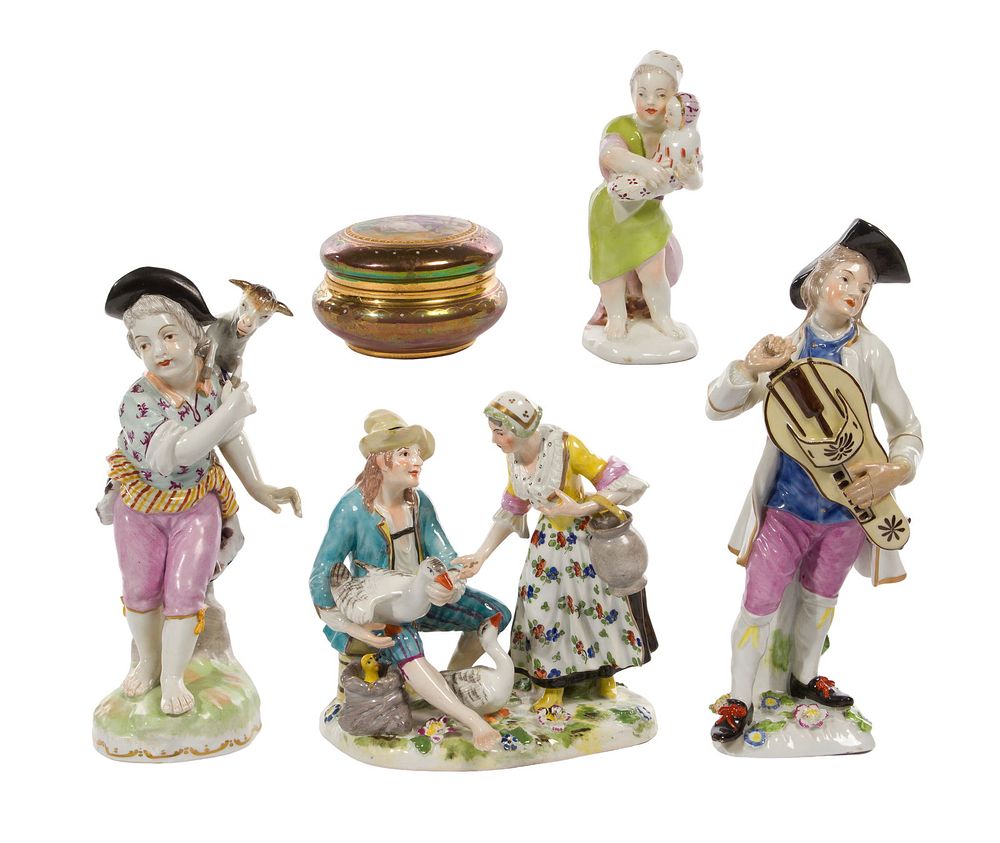 Lot 385: Royal Vienna Figurine Assortment