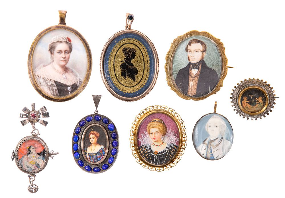 Lot 488: Portrait Miniature Assortment