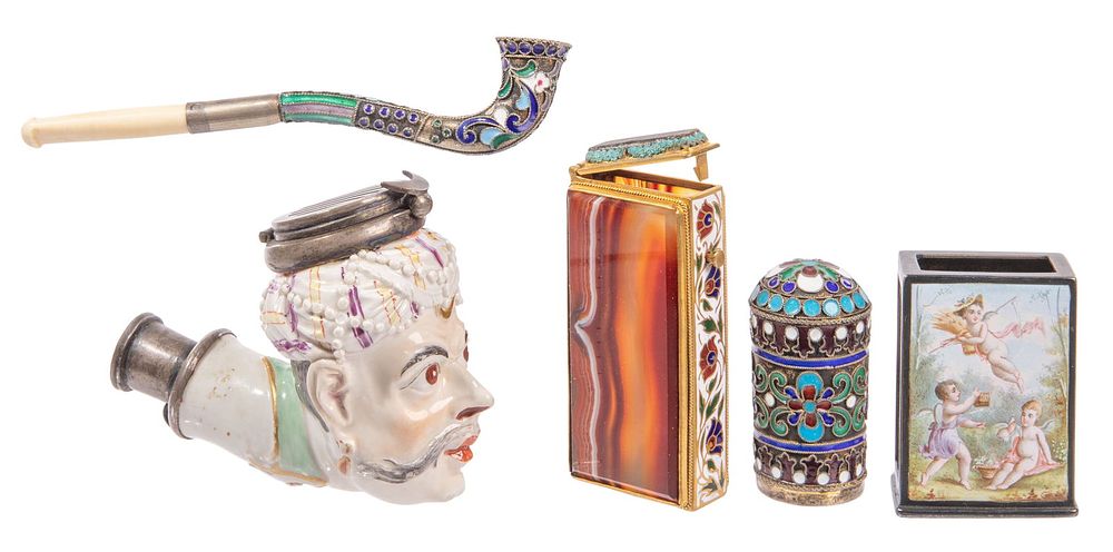 Lot 513: Russian and European Tobacciana Assortment