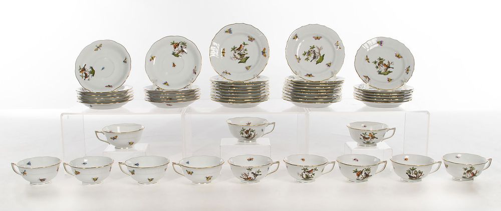 Lot 204: Herend Rothschild Bird China Assortment