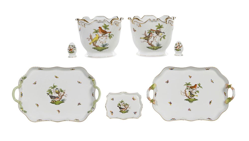 Lot 207: Herend Rothschild Bird Assortment