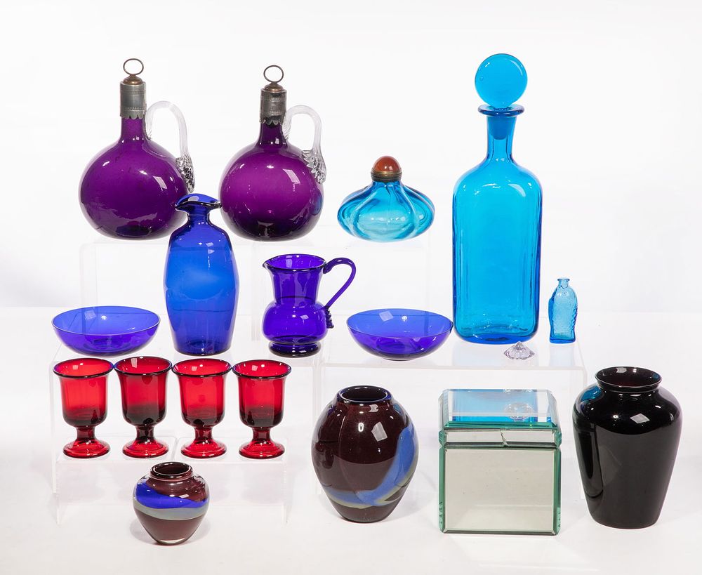 Lot 218: Art Glass Assortment