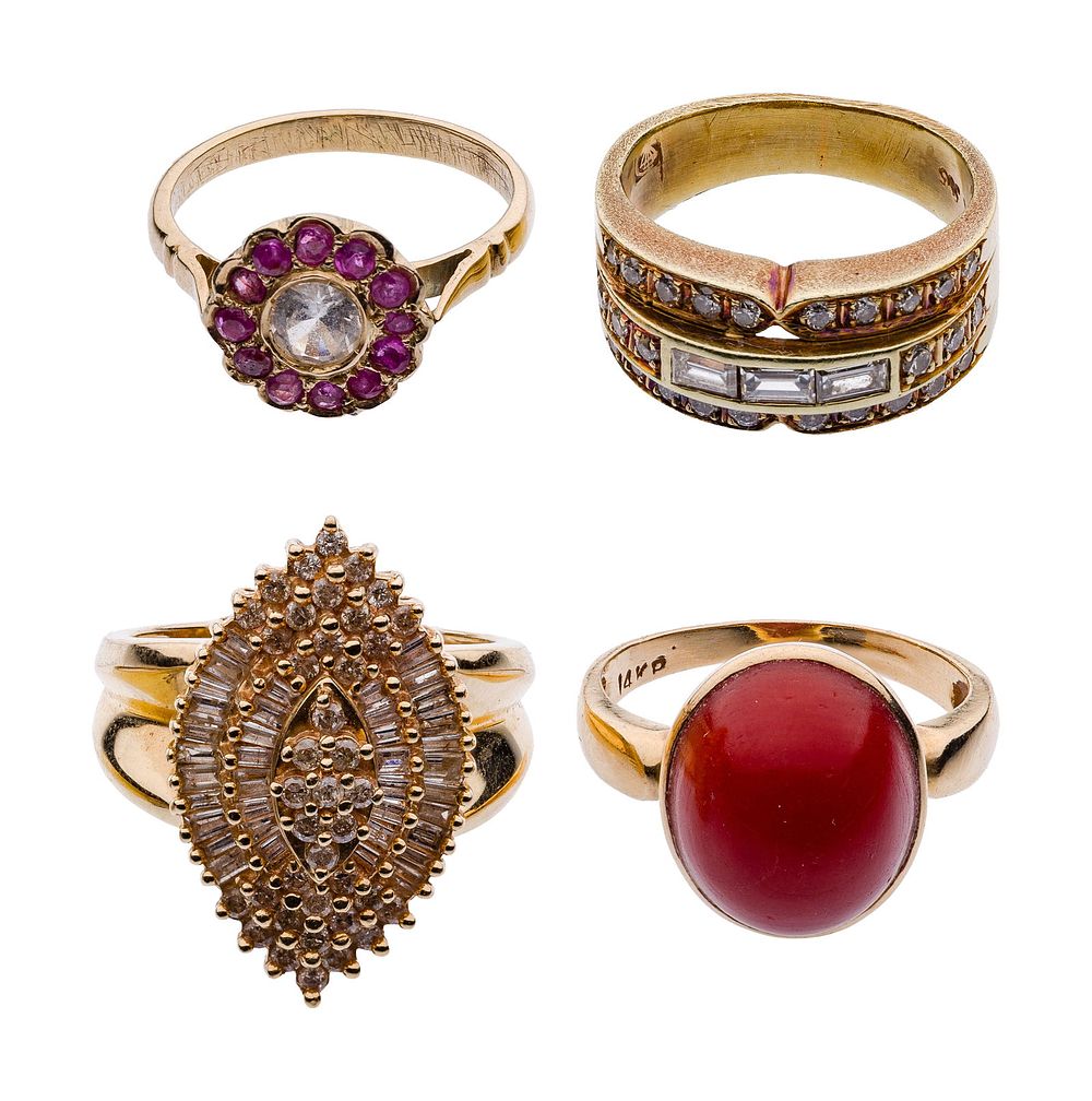 Lot 181: 14k Yellow Gold Ring Assortment