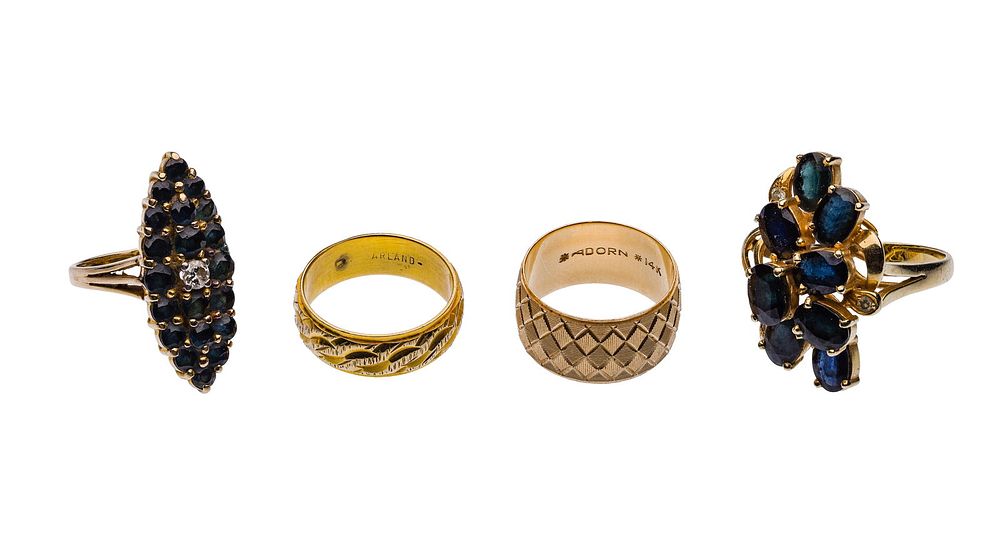 Lot 185: 14k Yellow Gold Ring Assortment
