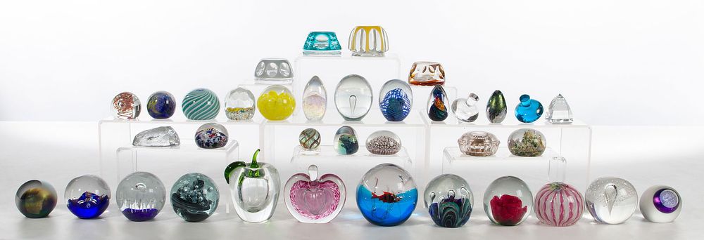 Lot 223: Paperweight Assortment