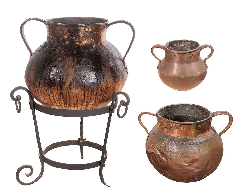 Lot 319: Copper Pot Assortment