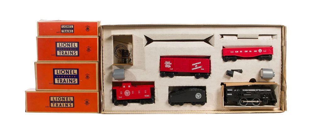 Lot 450: Lionel Model Train O Scale Assortment