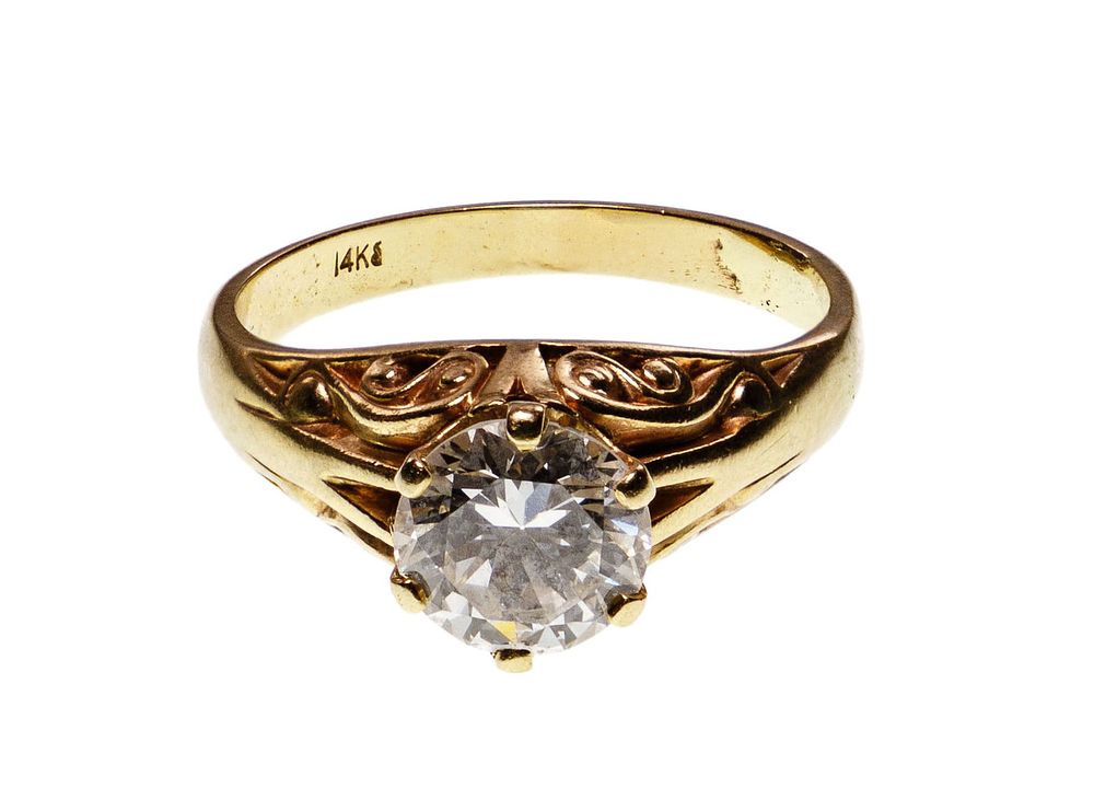 Lot 159: 14k Yellow Gold and Diamond Ring