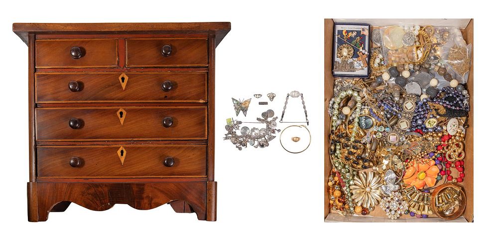 Lot 206: Platinum, Gold, Silver and Costume Jewelry Assortment