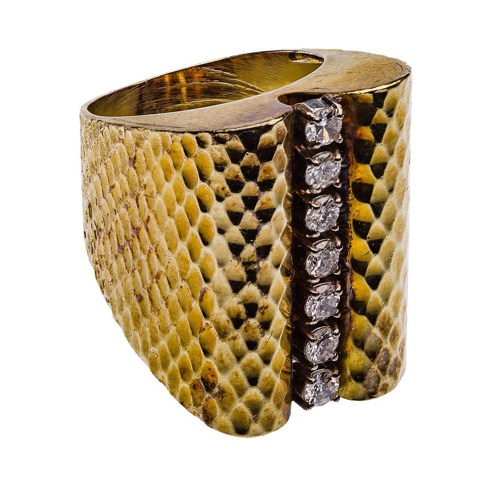 Lot 208: Jack Gutschneider 14k Yellow Gold and Diamond Ring