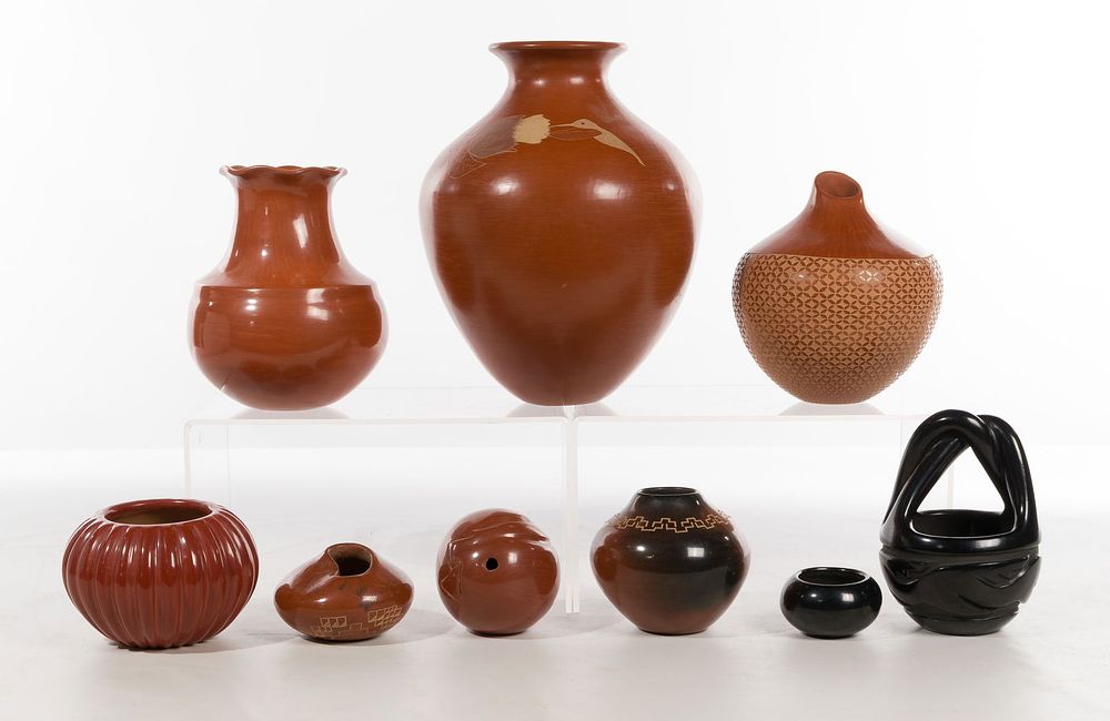 Lot 247: Linda Cain (American / Santa Clara, b.1949) Seed Pot