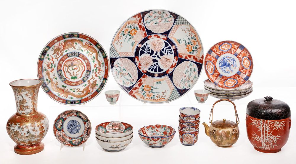 Lot 272: Japanese Porcelain Assortment