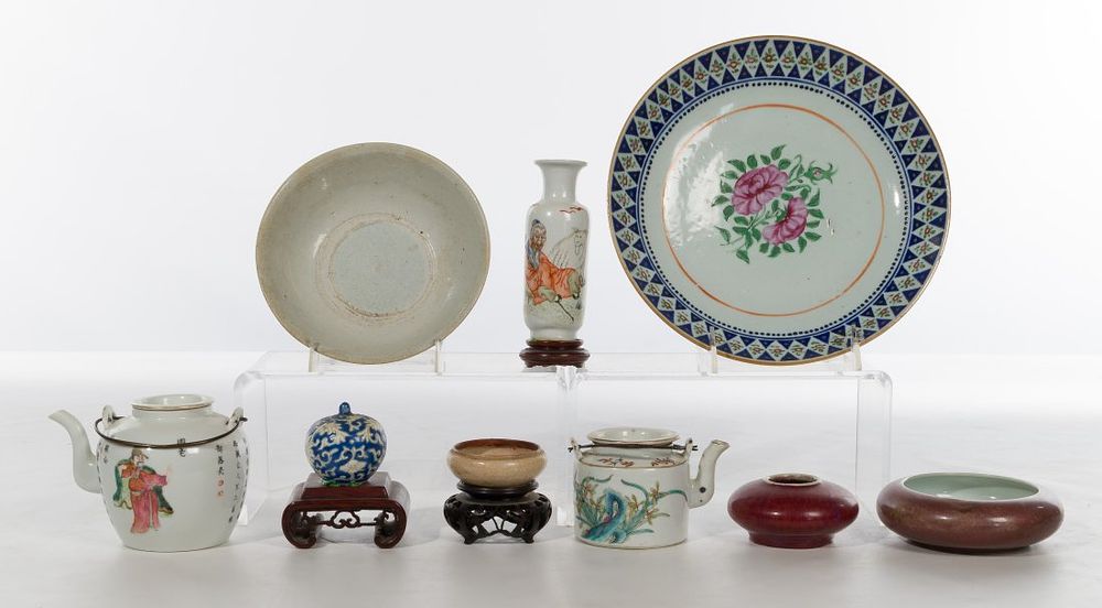 Lot 275: Asian Decorative Object Assortment