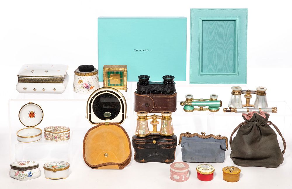 Lot 299: Opera Glasses Assortment