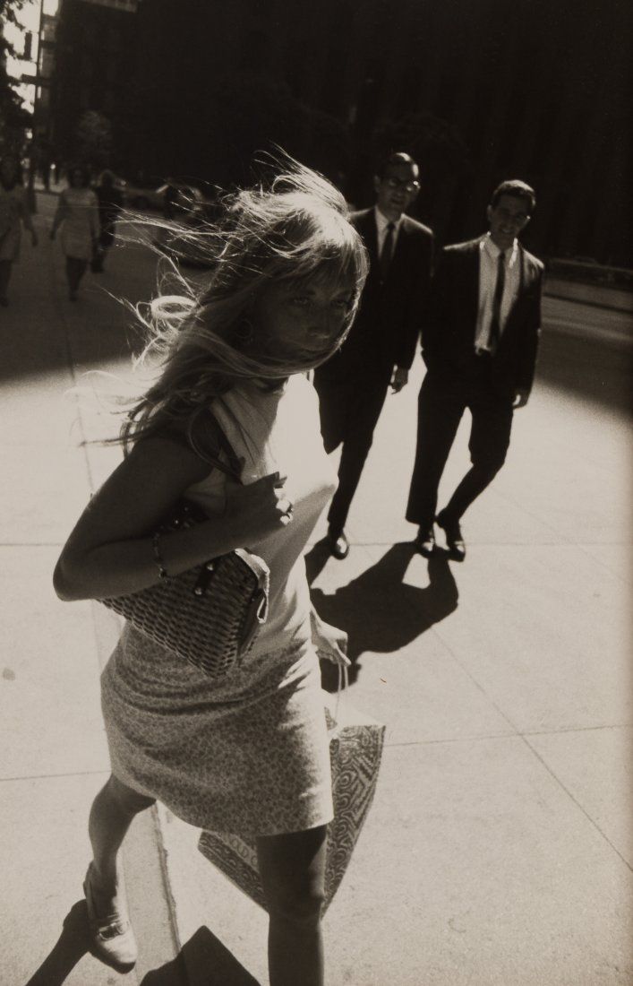 Lot 154: Garry Winogrand (American, 1928-1984) "New York" Gelatin Silver Print